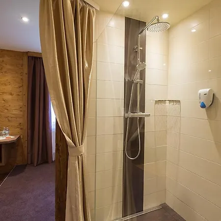 בית הארחה Landgasthof Zum Lang 3*